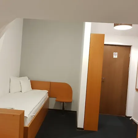 Hotel Prince Hotel 2*
