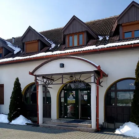 Prince Hotel 2*