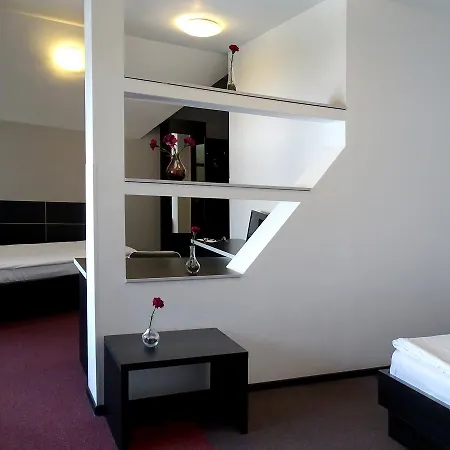Prince Hotel Hotel 2*